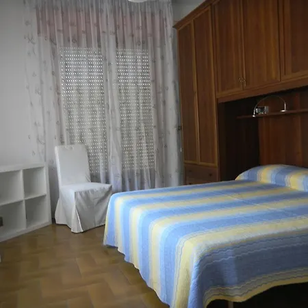 Elisa Apartment *